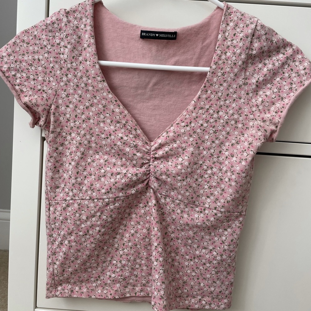 Brandy Melville Gina Top